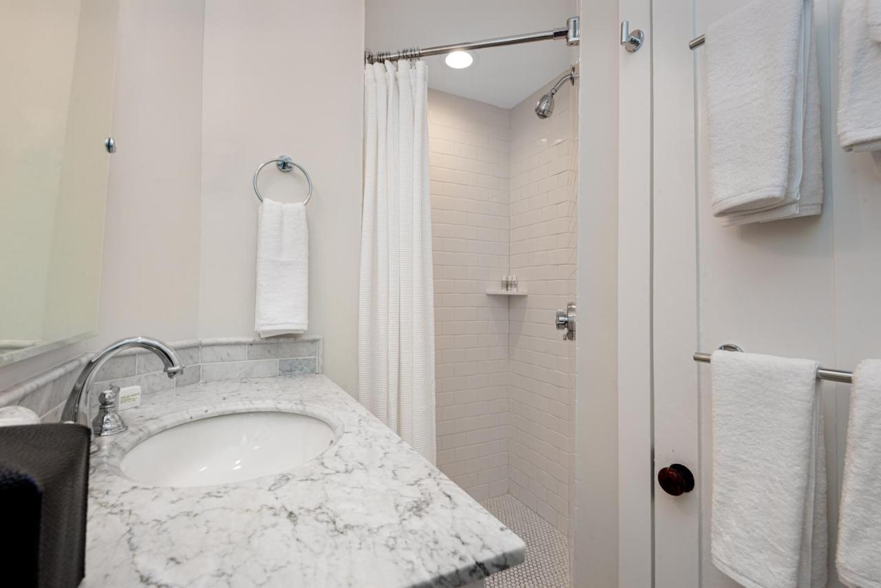 Nantucket Periwinkle Hotel Bagian luar foto